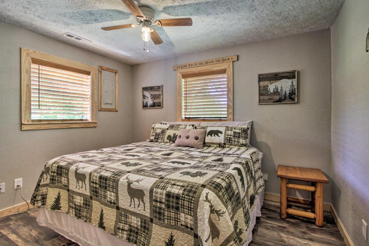 Secluded Cabin With Hot Tub, 3 Mi To Pigeon Forge! Sevierville Ngoại thất bức ảnh