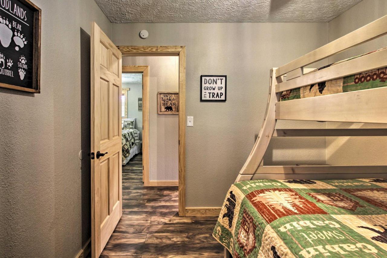 Secluded Cabin With Hot Tub, 3 Mi To Pigeon Forge! Sevierville Ngoại thất bức ảnh